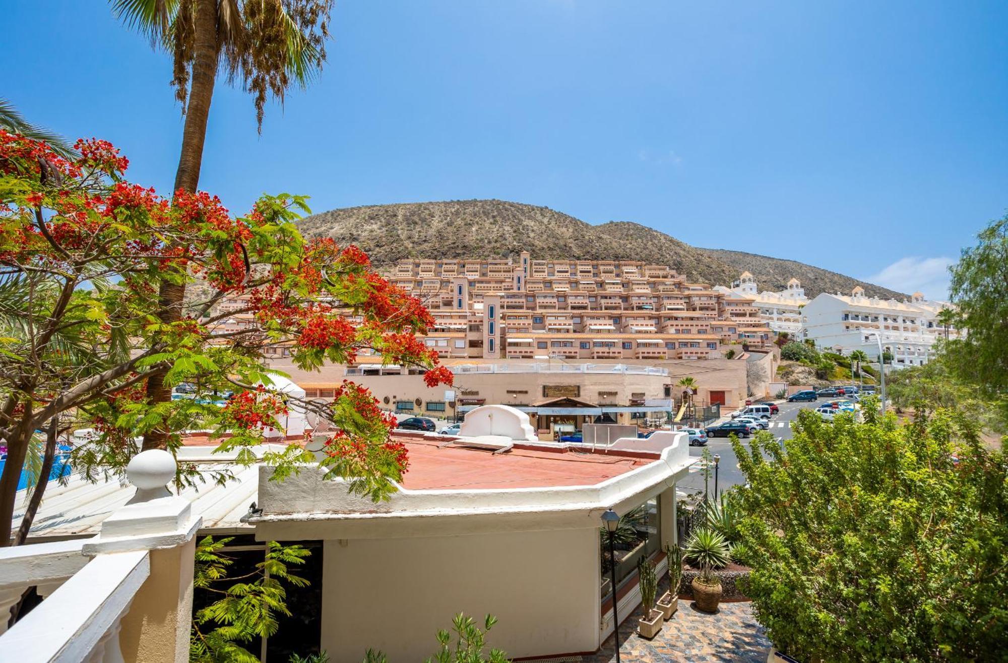 לוס כריסטיאנוס Castle Harbour Melanie'S Apartment By Lovetenerife מראה חיצוני תמונה
