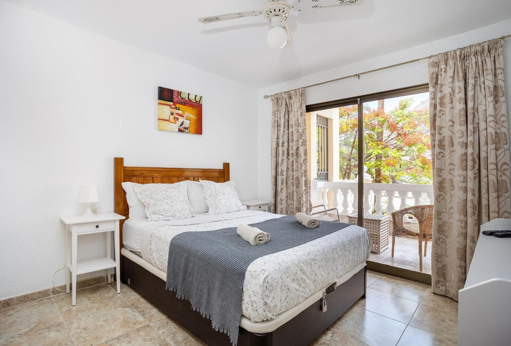 לוס כריסטיאנוס Castle Harbour Melanie'S Apartment By Lovetenerife מראה חיצוני תמונה