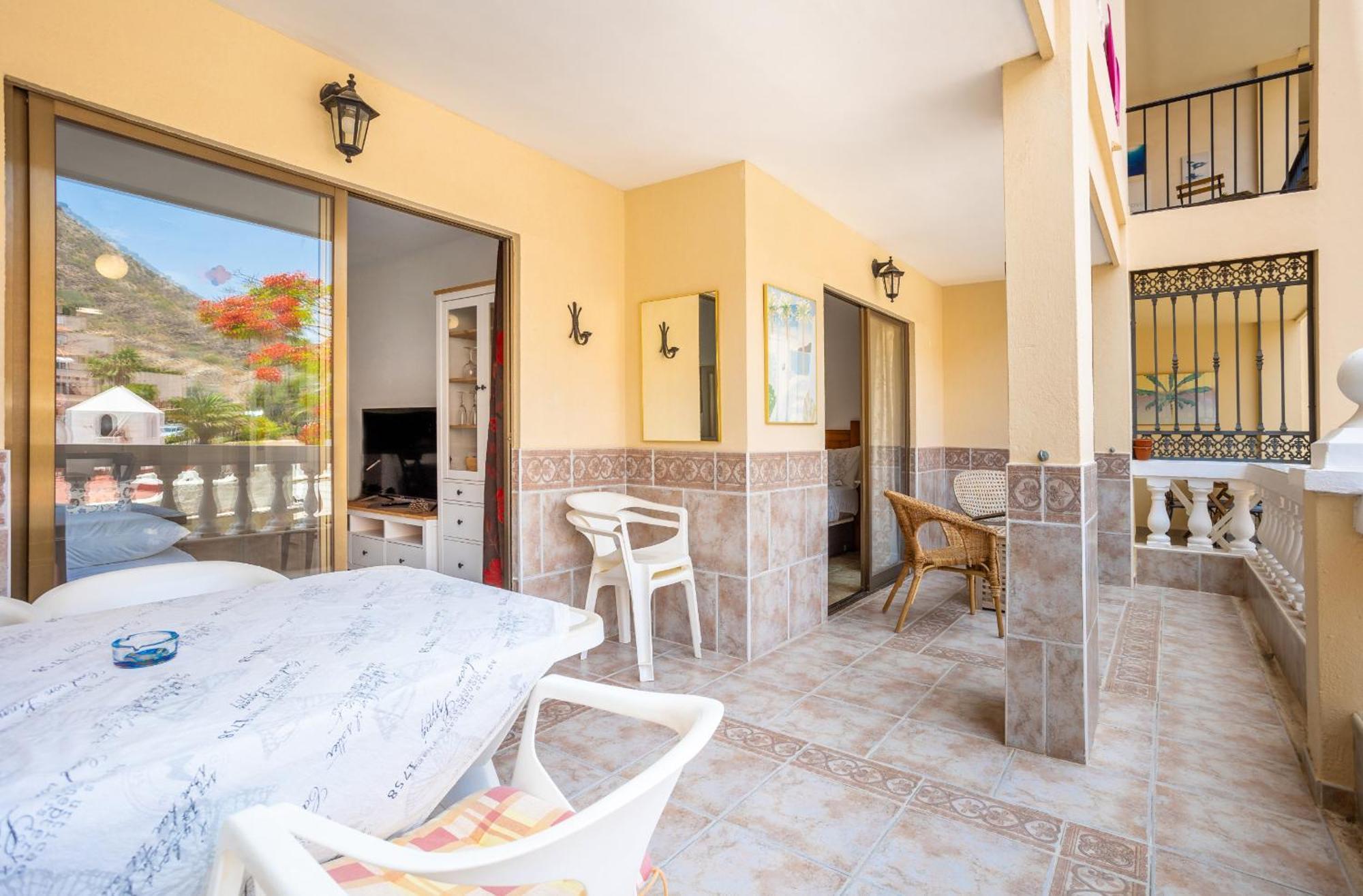 לוס כריסטיאנוס Castle Harbour Melanie'S Apartment By Lovetenerife מראה חיצוני תמונה
